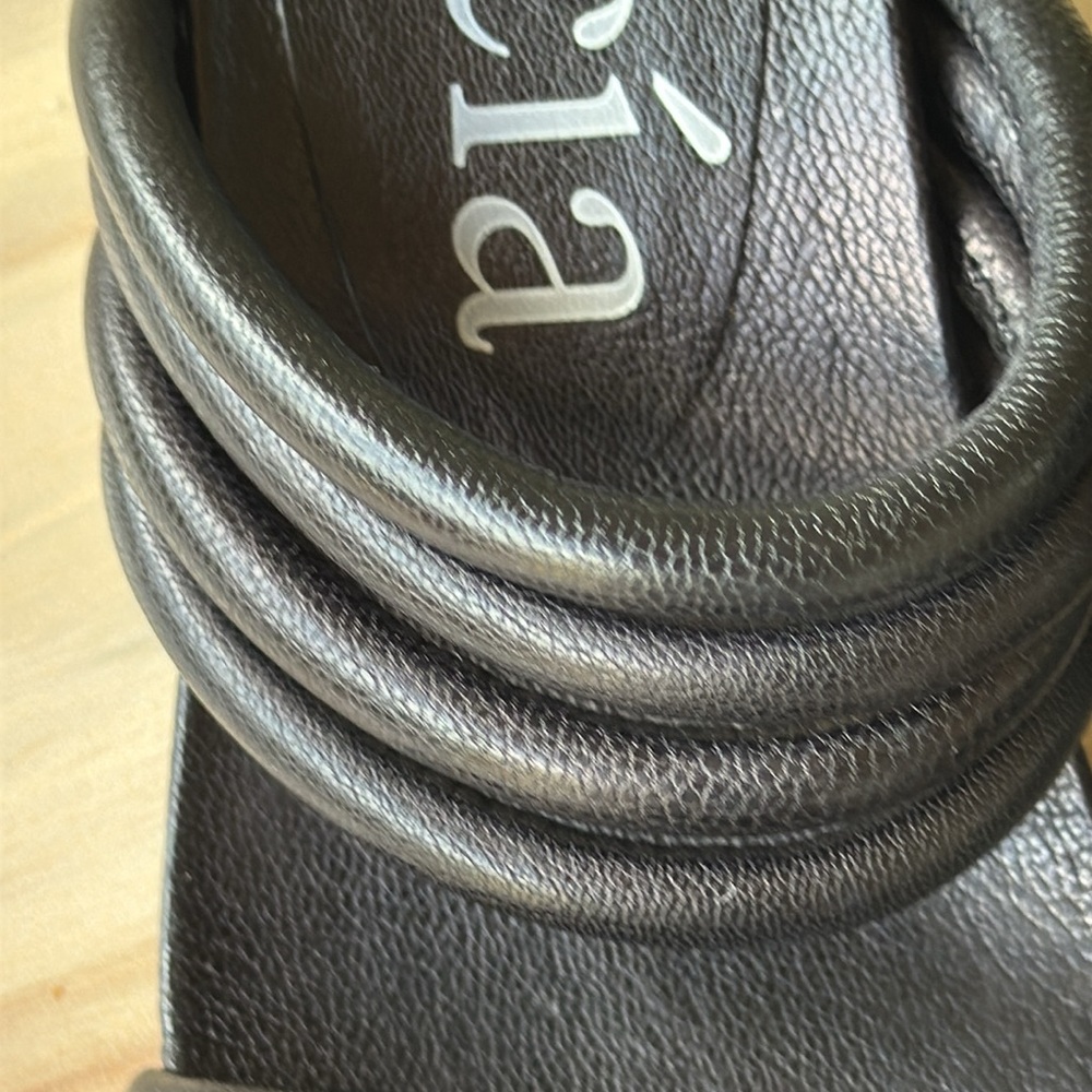 Pedro Garcia Clover Heel - Picture 10 of 12